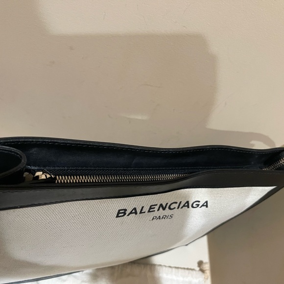 Balenciaga Large Canvas Logo Leather Trimmed Clutch - Picture 5 of 14